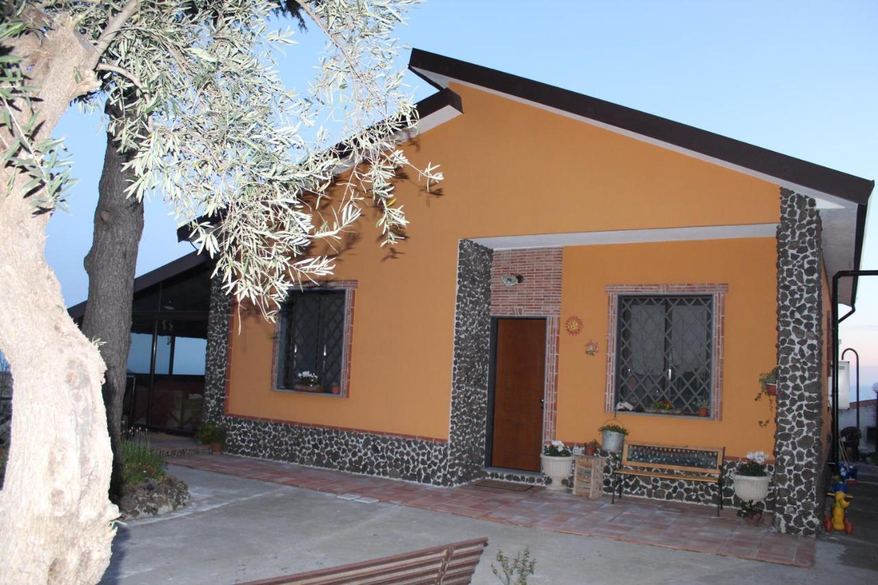 Etna Family Villa Белпасо Екстериор снимка
