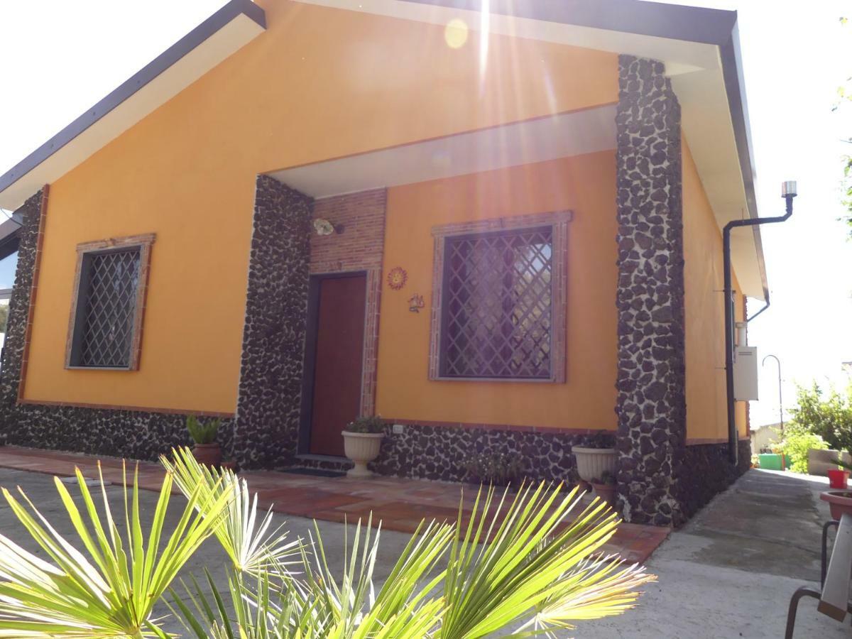 Etna Family Villa Белпасо Екстериор снимка